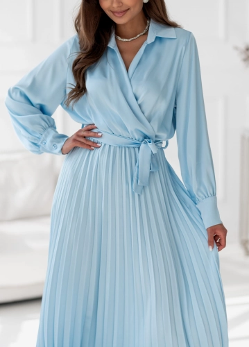 Sukienka Maxi satyna plisa z rękawem niebieska (1).jpg
