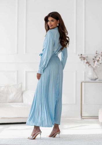 Sukienka Maxi satyna plisa z rękawem niebieska (3).jpg