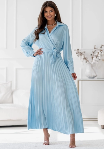Sukienka Maxi satyna plisa z rękawem niebieska (2).jpg