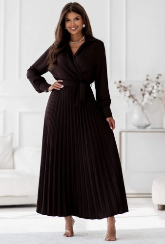 Sukienka Maxi satyna plisa z rękawem gorzka czekolada (4).jpg
