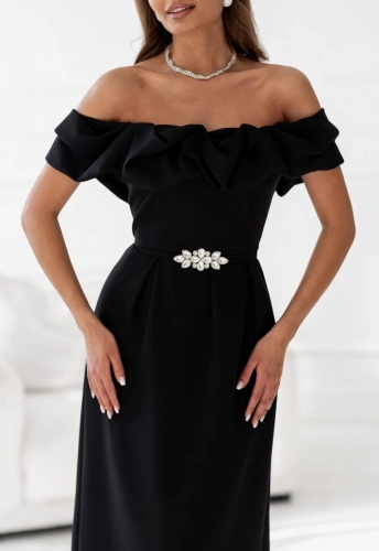 Sukienka Ester z efektowną falbaną MIDI rozkloszowana czarna  (2).jpg