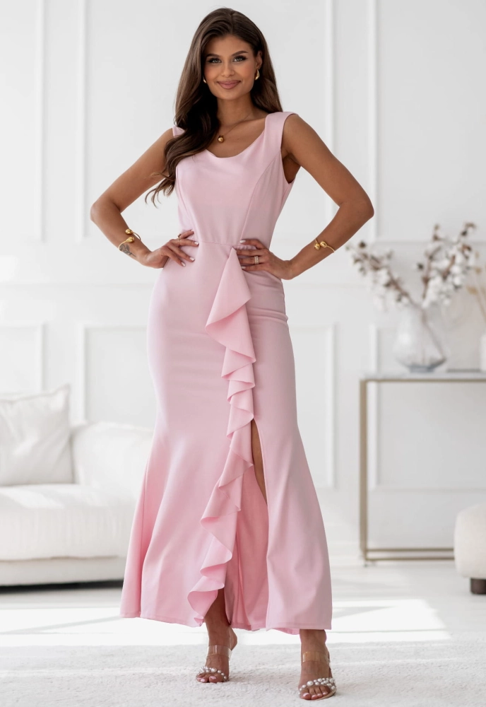 Sukienka Dolores dopasowana z falbaną MAXI różowa