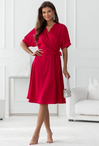 Sukienka kimonowa z wiązaniem satyna czerwona (2).jpg