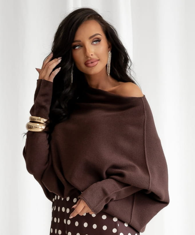 Sweter Asymetryczny czekoladowy